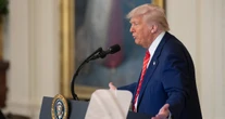 Universidad de élite demanda al Gobierno de Trump por vetarle estudiantes extranjeros