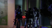 Comando mata a oficial y a su hijo en Celaya, epicentro de violencia contra policías