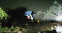 Una madre y dos hijas mueren tras caer su camioneta en arroyo de Puerto Vallarta