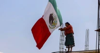 La Segob valida que comunidades indígenas entonen el Himno Nacional en su lengua