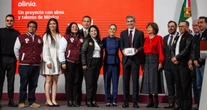 México estrena el logo de su auto eléctrico, Olinia. En 2026 rodarán los primeros
