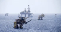 Pemex registra pérdida neta de 43.3 mmdp en el primer trimestre; deuda también crece