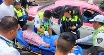 Policías de la SSC-CdMx reciben a un recién nacido en calles del Centro de la capital