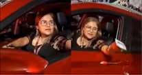 VIDEO ¬ Funcionaria de Veracruz es captada tratando de sobornar policía; la suspenden