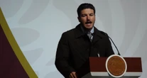 Fiscal-a-modo atrae denuncias de corrupción contra Samuel García... para sepultarlas