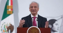 Si dependemos del gas de EU, cierra y quedamos a oscuras: Director de Pemex