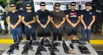 Autoridades detienen a 6 de una célula de "Los Chapitos" y abaten a otro en Sinaloa