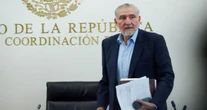 "No hay ninguna investigación contra Adán", insiste Sheinbaum; descarta "fuego amigo"