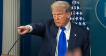 Sheinbaum contiene a un Trump que pega al país con aranceles, amenazas, declaraciones