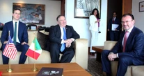 Las humillaciones de Trump a México pagan... a Videgaray: ya es socio de los Kushner