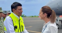 Sheinbaum visita Oaxaca para coordinar ayuda a la población tras paso de "Erick"