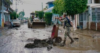CRÓNICA ¬ Su perro escapó. Salió, y vio al Ejército: “¡Viene el río!”, le advirtieron