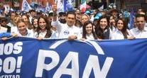 #PuntosyComas ¬  El PAN carga con militancia empobrecida y ahora va por los jóvenes