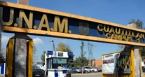 Cinco alumnos de la FES Cuautitlán mueren en accidente de auto: volcó en aguas negras