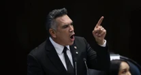 Alejandro Moreno acusa en Fox News que es perseguido; señala "narco-dictadura"