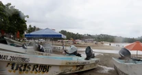 "Erick" ya es huracán de categoría 1; podría ser más poderoso antes de tocar tierra
