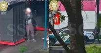 VIDEO ¬ Un hombre roba un celular en plena videollamada; C2 lo sigue y SSC lo detiene