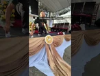Vídeos de drone mostram tapetes coloridos confeccionados por fiéis para celebração de Corpus Christi