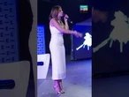 Il tributo di Serena Rossi a Lucio Dalla sul palco di Repubblica delle Idee a Bologna