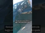 Carro 'voa' por cima de buggy em dunas de Canoa Quebrada, no Ceará, e veículo fica destruído; vídeo