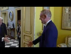 Presentato a Mattarella il francobollo celebrativo dell'80esimo anno della Repubblica