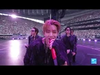 BTS déferle sur Paris : le phénomène K-pop se produit au Stade de France • FRANCE 24