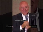 Carles Gaig se emociona al recibir el premio Comer Mirada 2025