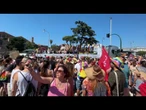 L'Ambassador del Roma Pride Levante a bordo del carro ufficiale de corteo per le vie della Capitale