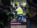 KOPALI BĄKIEWICZA KOLANEM W TWARZ! Brutalna pacyfikacja Polaków w Berlinie!