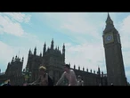 Nudez, Londres e pedais | AFP