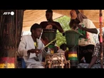 In Senegal si predice il futuro con la cerimonia "Xooy"