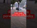 Katalonia pod wodą. Rzeka mogła porwać dwie osoby.