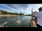 France : des centaines de nageurs plongent dans la Seine pour la première course en 80 ans