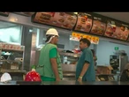 McDonald's vira hospital de campanha na Venezuela | AFP