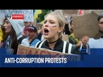 Protests outside Ukraine's parliament during vote on restoring anti-corruption watchdog powers