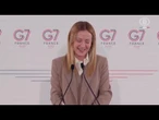 Meloni scherza con i cronisti al G7: Ho smesso di fumare, non ve ne siete accorti e avete "bucato"