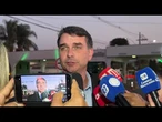 Flávio Bolsonaro critica 'perseguição' ao pai e reforça coro por 'anistia' | AFP