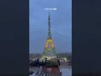 Paris virou Brasil? Lula e Macron fazem selfie e Torre Eiffel brilha nas cores brasileiras; vídeo