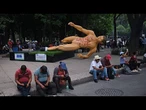 Des statues de joueurs du Mondial renversées lors d’une manif à Mexico