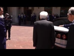 Mattarella sale a bordo della nuova Ferrari Luce al Quirinale
