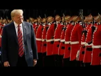 Des drapeaux américains bordent les rues de Windsor avant la visite d'État de Trump