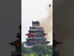 In Cina un incendio distrugge un tempio millenario