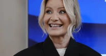 Małgorzata Kożuchowska u Łatwoganga. Odtworzyła kultową scenę w kartonach
