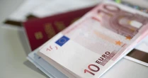Nowe banknoty euro. Na jednym z nich Maria-Curie. A gdzie "Skłodowska”?