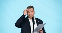Czarnek ujawnił dane z umowy Nawrockiego. Sprawą zajmie się UODO