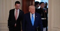 Obniżka podatków w USA przegłosowana. Trump: Najważniejsza ustawa w historii