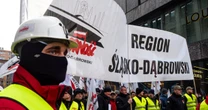Hutnicy protestują w Warszawie. “Branża może nie wytrzymać do końca roku"