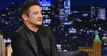 Fani czekają, a Marvel liczy? Jeremy Renner o oburzającej propozycji