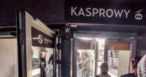 Cena kolejki na Kasprowy odstrasza turystów. Wagoniki świecą pustkami, ludzie wolą iść pieszo