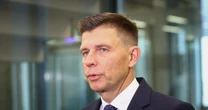 Petru za, a nawet przeciw czterodniowemu tygodniowi pracy: Łatwo się rozdaje nieswoje pieniądze